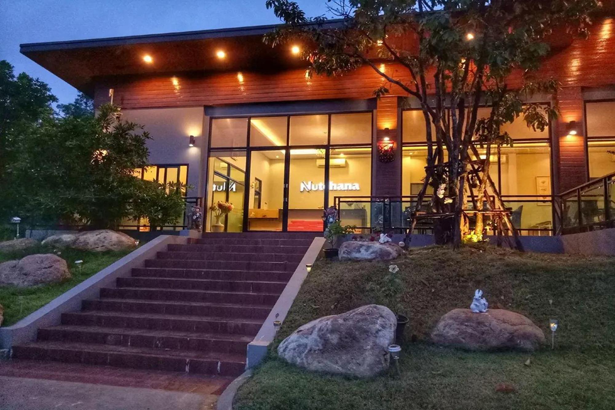 Nutchana Hill Boutique Hotel Хатъяй Экстерьер фото