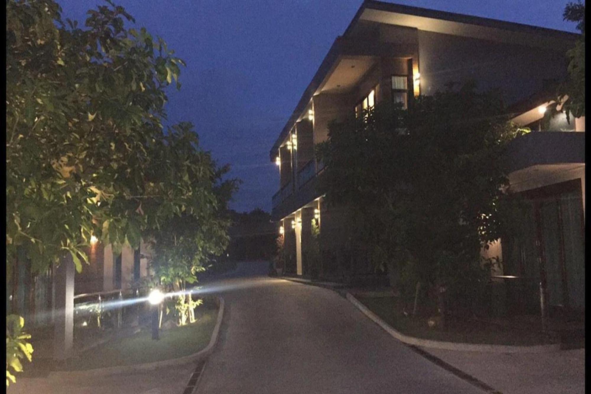 Nutchana Hill Boutique Hotel Хатъяй Экстерьер фото