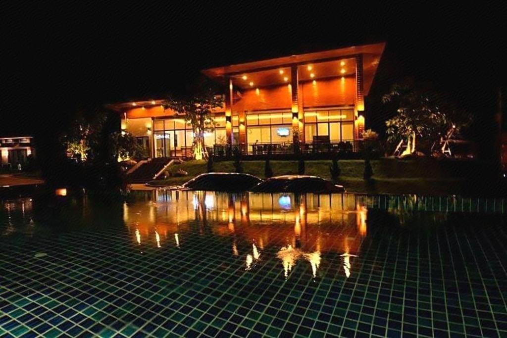 Nutchana Hill Boutique Hotel Хатъяй Экстерьер фото